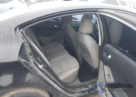 2015 Kia Forte Lx из США, поврежденный, VIN KNAFX4A66F5335479